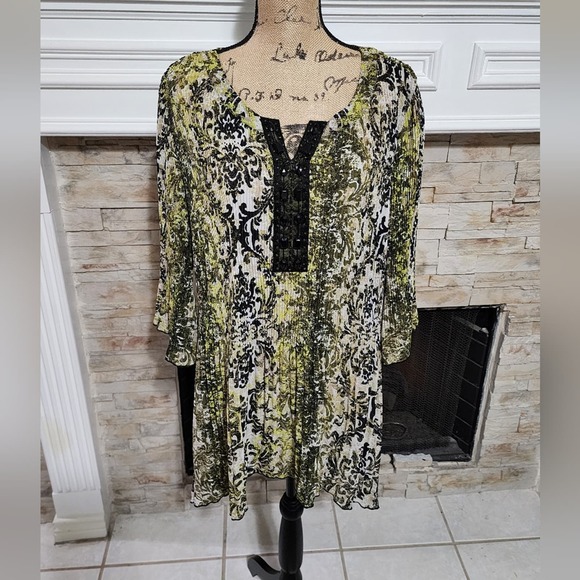 Catherines Green‎ black and white pleated jeweled tunic plus size 18 20 1X - Picture 1 of 7